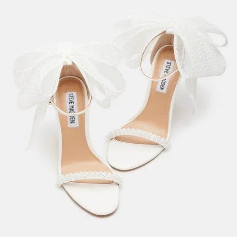 Steve Madden Benni White